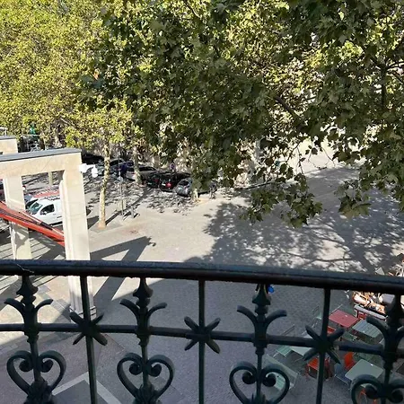 Apartment Lumineux: Elegance With 3 Bedrooms *