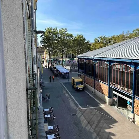 Magnifique Familiale 6 Personnes 3 Et 3 Salles De Bain En Hyper Centre Avec Rue Pietonne Parking 20m Daire Troyes