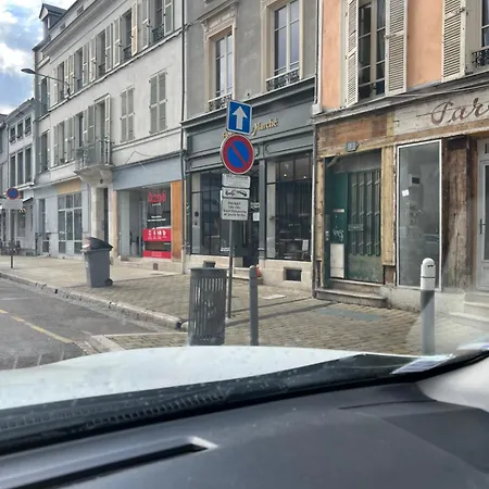 Magnifique Familiale 6 Personnes 3 Et 3 Salles De Bain En Hyper Centre Avec Rue Piétonne Parking 20m