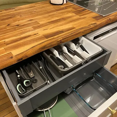 Magnifique Familiale 6 Personnes 3 Et 3 Salles De Bain En Hyper Centre Avec Rue Piétonne Parking 20m *